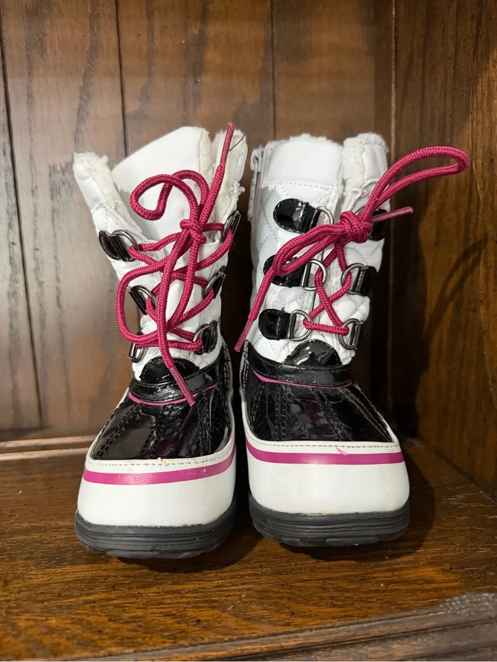 totes Kids White Black and Pink Lace-Up Snow Boots